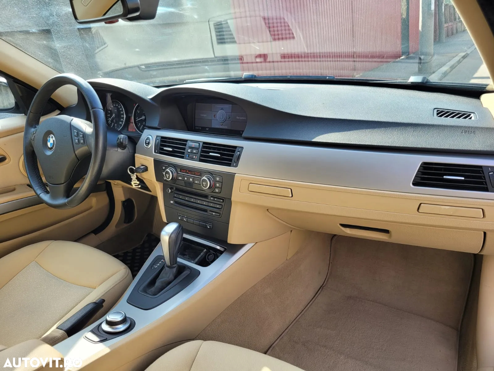 BMW Seria 3 320i Touring Aut. Edition Exclusive - 4