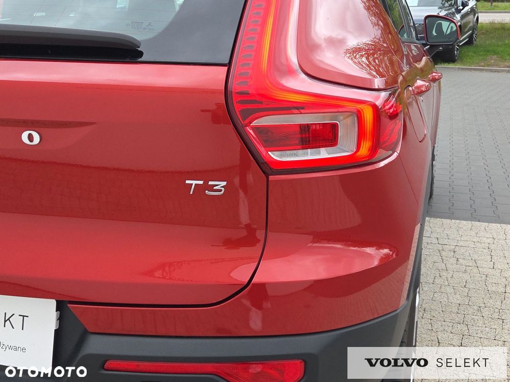 Volvo XC 40 T3 Momentum Pro - 28