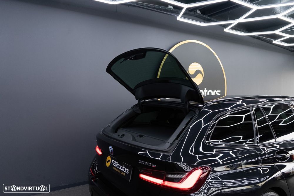 BMW 330 e Pack M Auto - 47