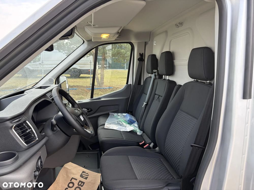 Ford Transit L3H2 Van 165KM M6 LIMITED - 11