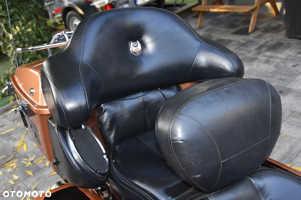 Harley-Davidson FLHTCU Ultra - 11