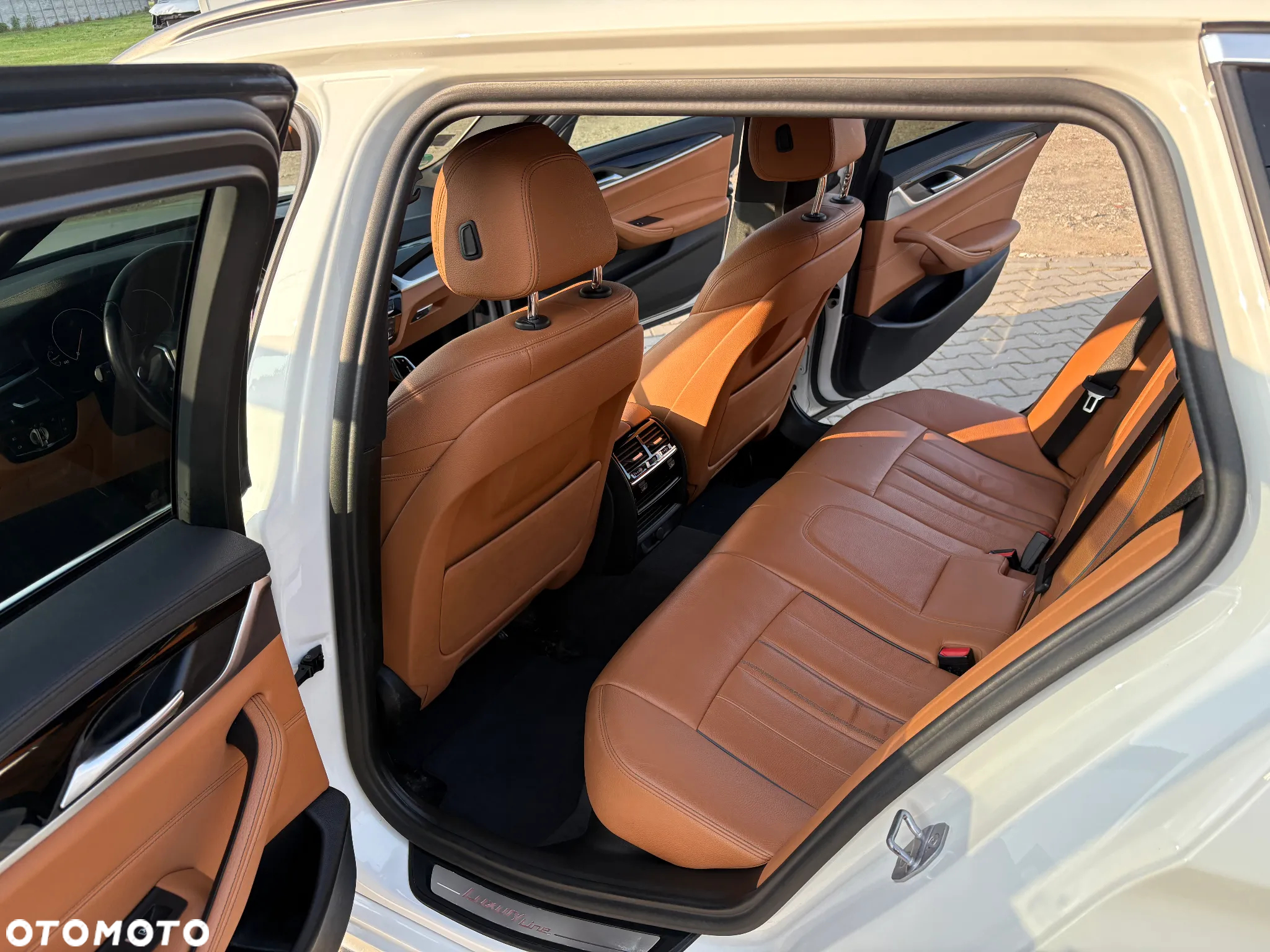 BMW Seria 5 520d Luxury Line - 6