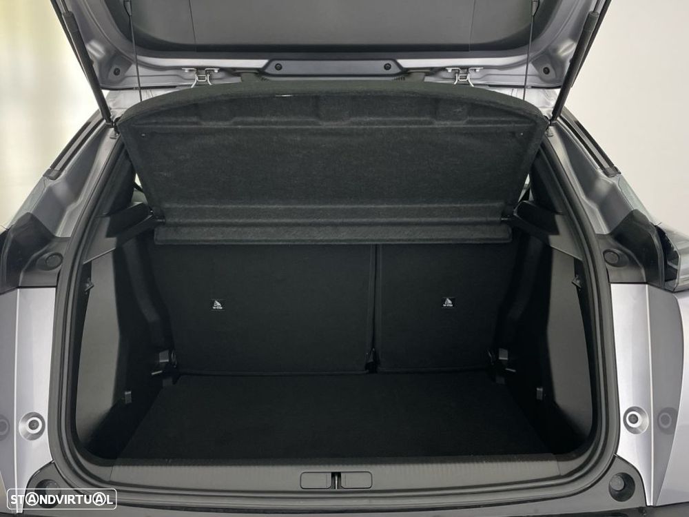 Peugeot 2008 1.2 PureTech Style - 13