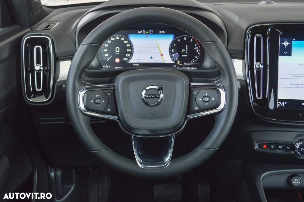 Volvo XC 40 Recharge T4 Twin Engine AT7 Inscription Expression - 35