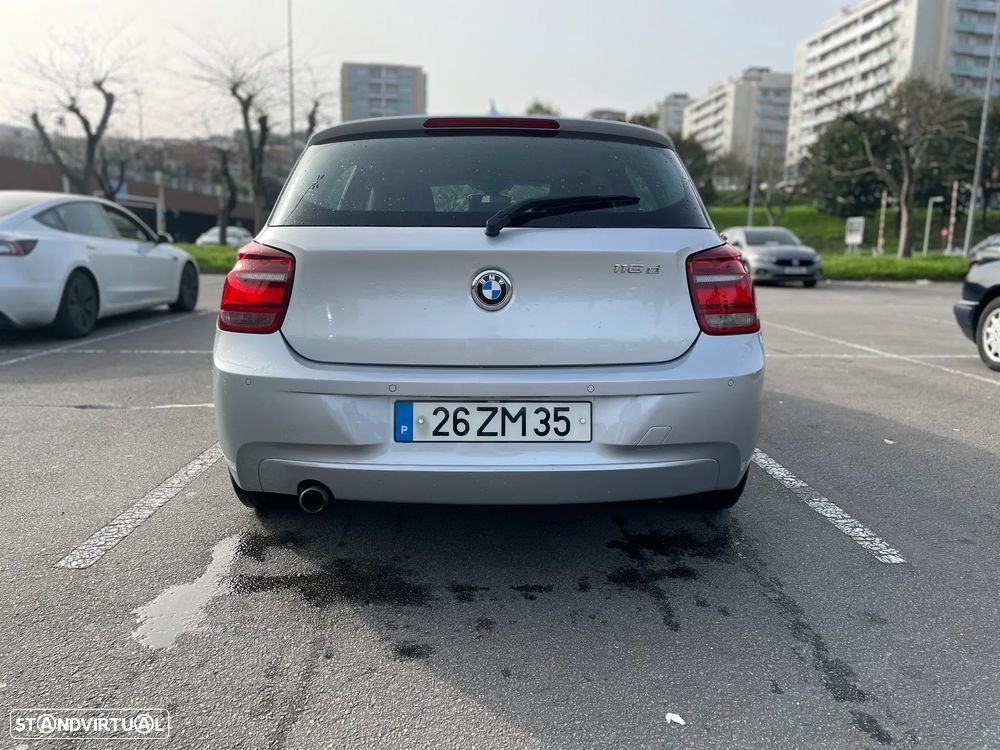 BMW 116 d EfficientDynamics Edition Urban Line - 7