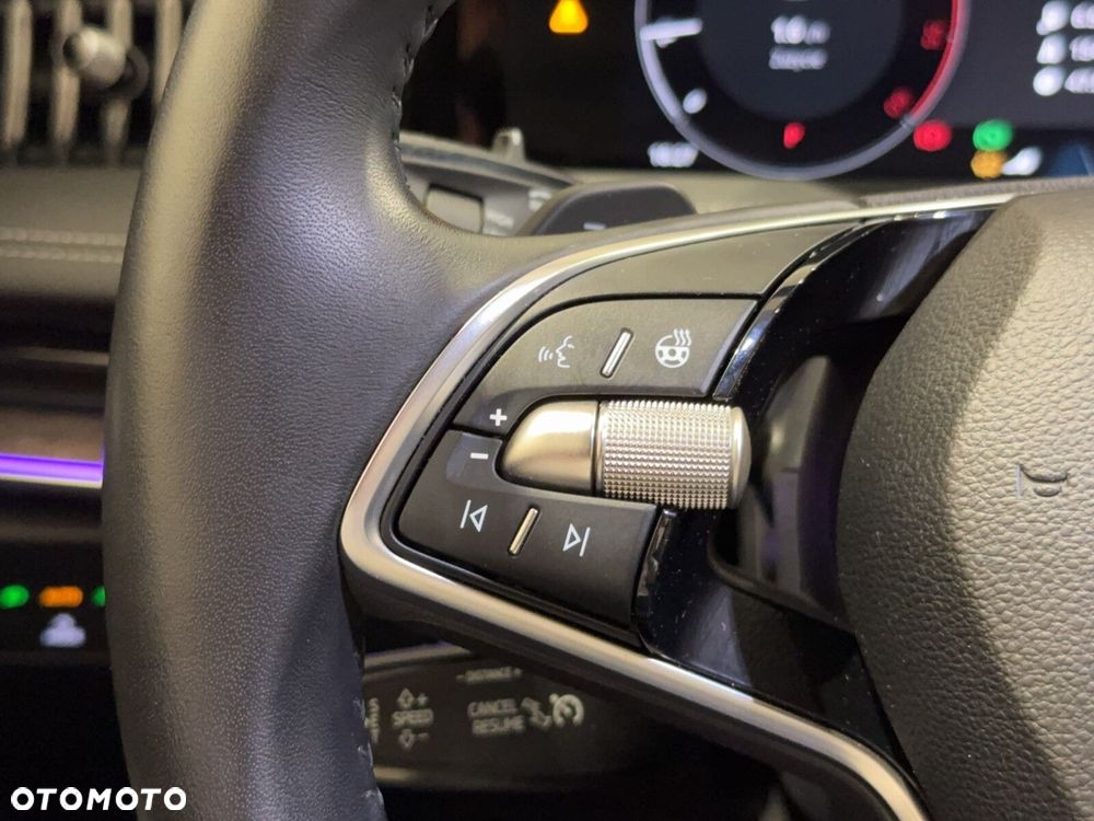 Skoda Superb 2.0 TDI SCR L&K DSG - 27