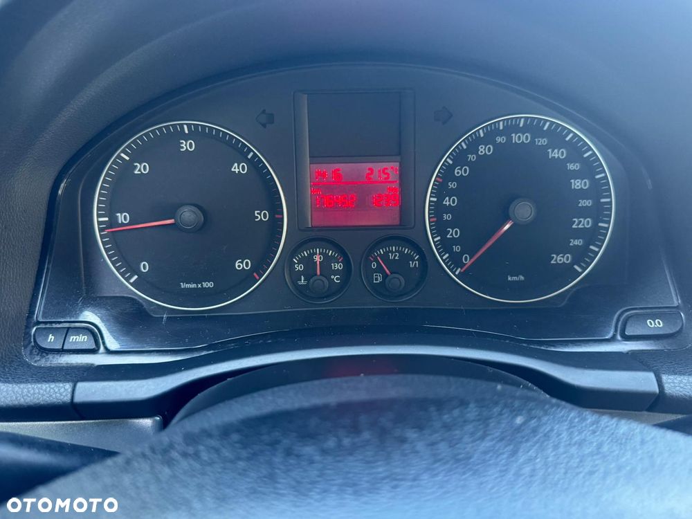 Volkswagen Jetta 1.9 TDI Trendline - 12