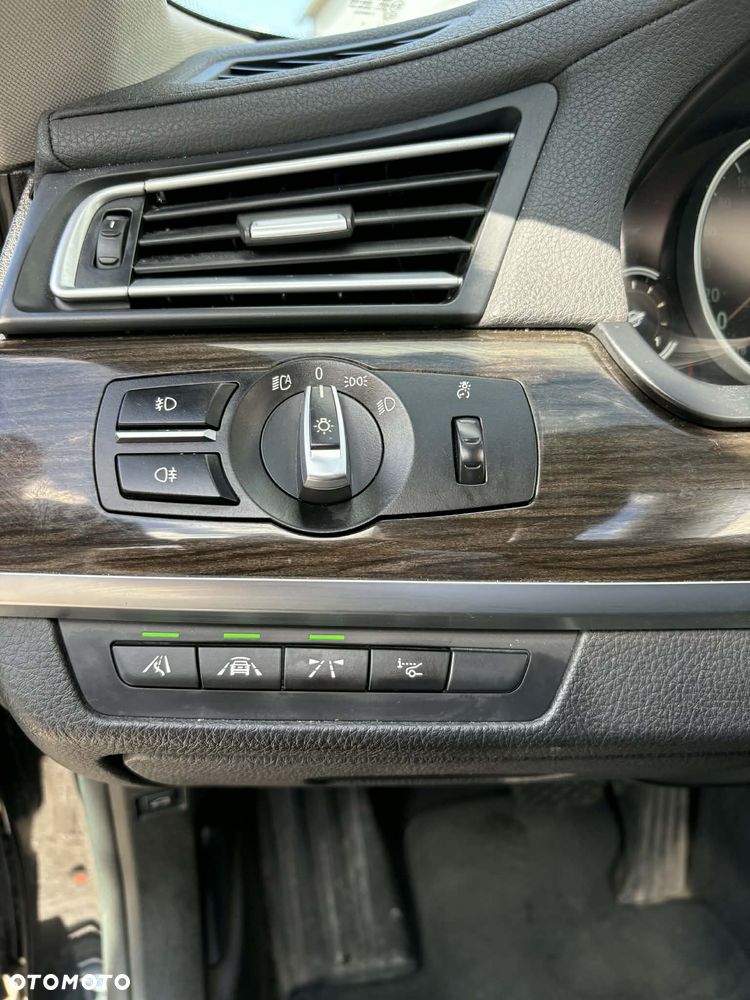 BMW Seria 7 730Ld - 12