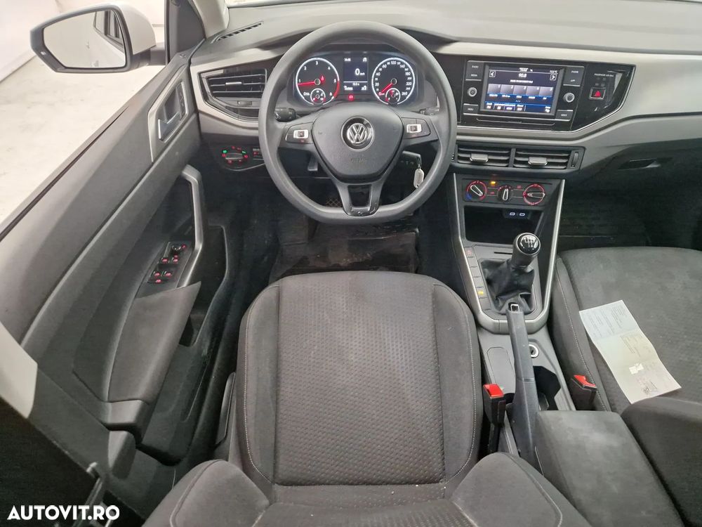 Volkswagen Polo 1.6 TDI Comfortline - 5