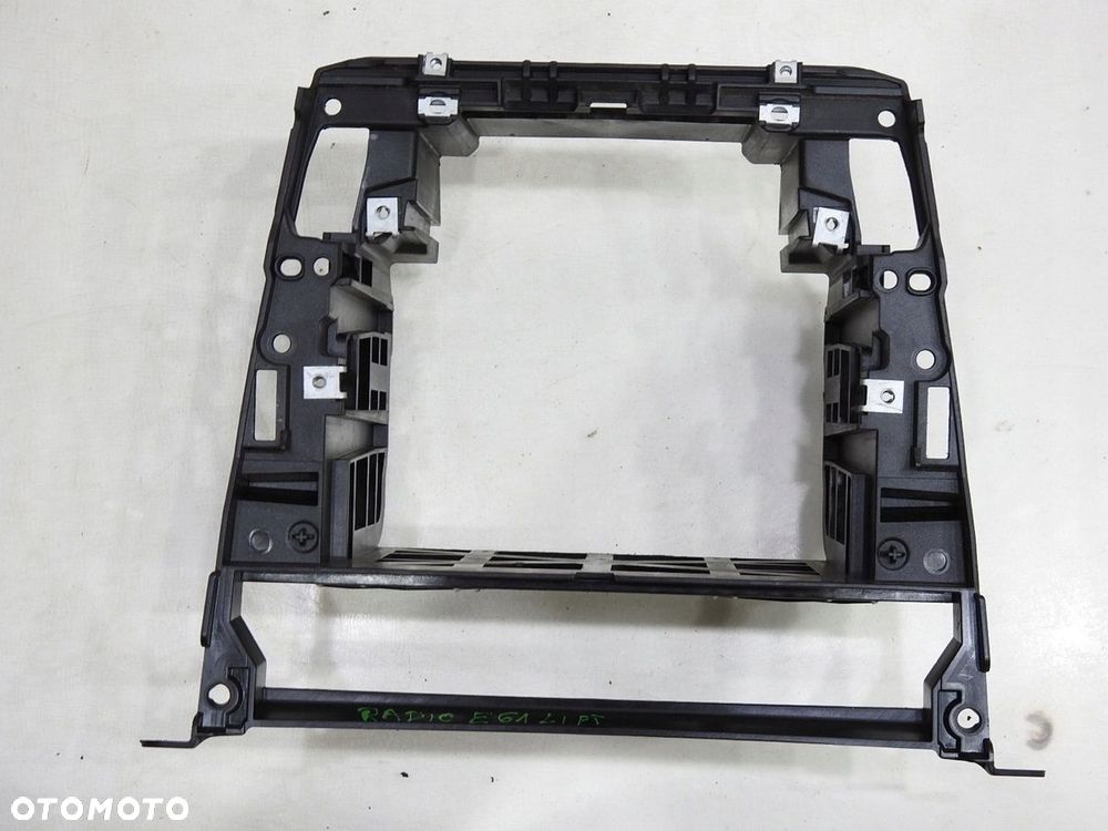 RAMKA STELAŻ RADIA BMW E60 E61 LIFT 6976403 - 1
