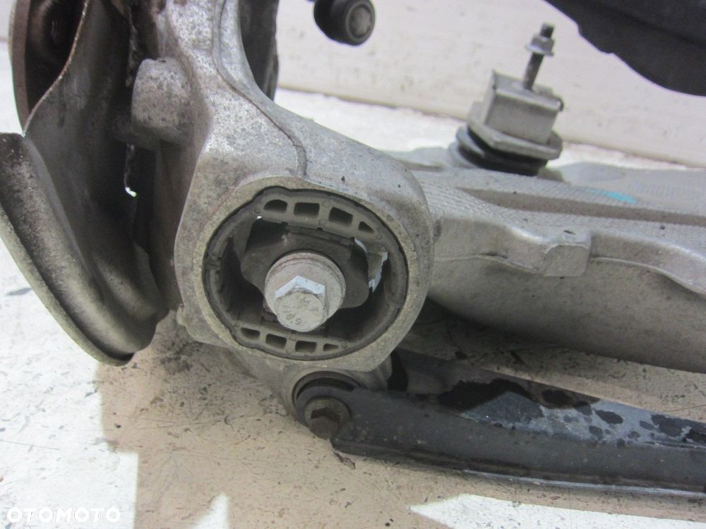 VOLVO XC60 II XC 60 2.0 T5 PRAWA TYLNA ZWROTNICA PIASTA WAHACZ 31658320 19R - 5