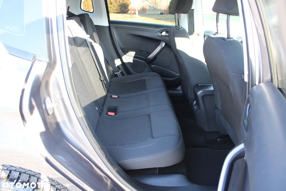 Peugeot 2008 1.2 VTi Allure - 23