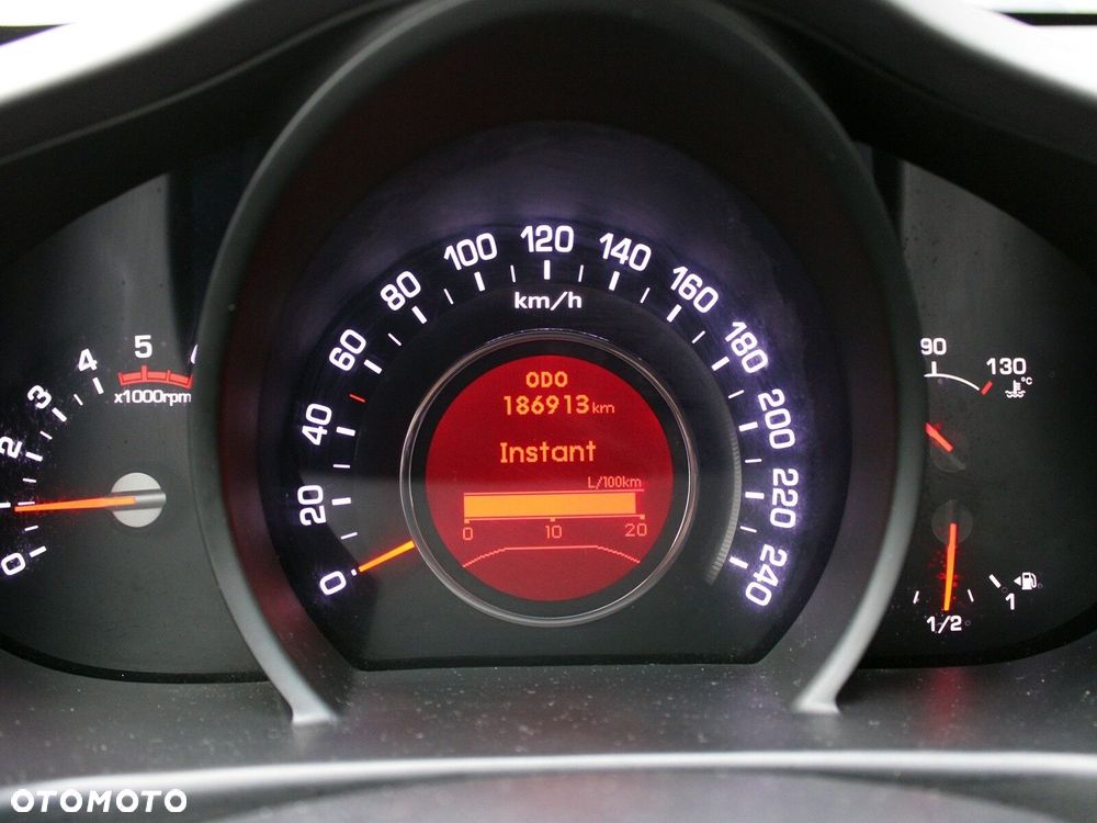 Kia Sportage 1.7 CRDI M 2WD - 27