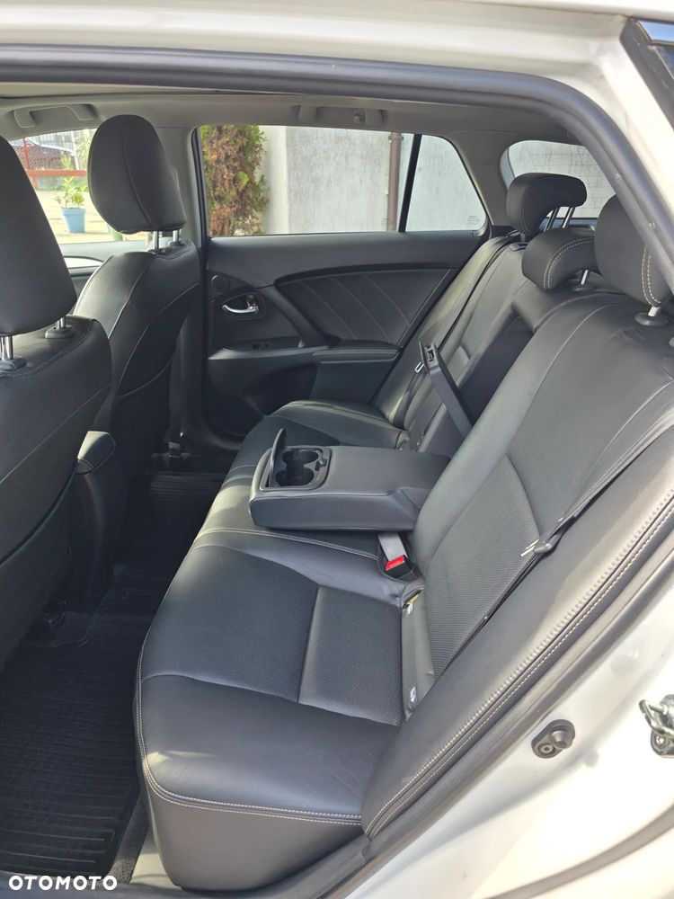 Toyota Avensis 2.0 Prestige MS - 13