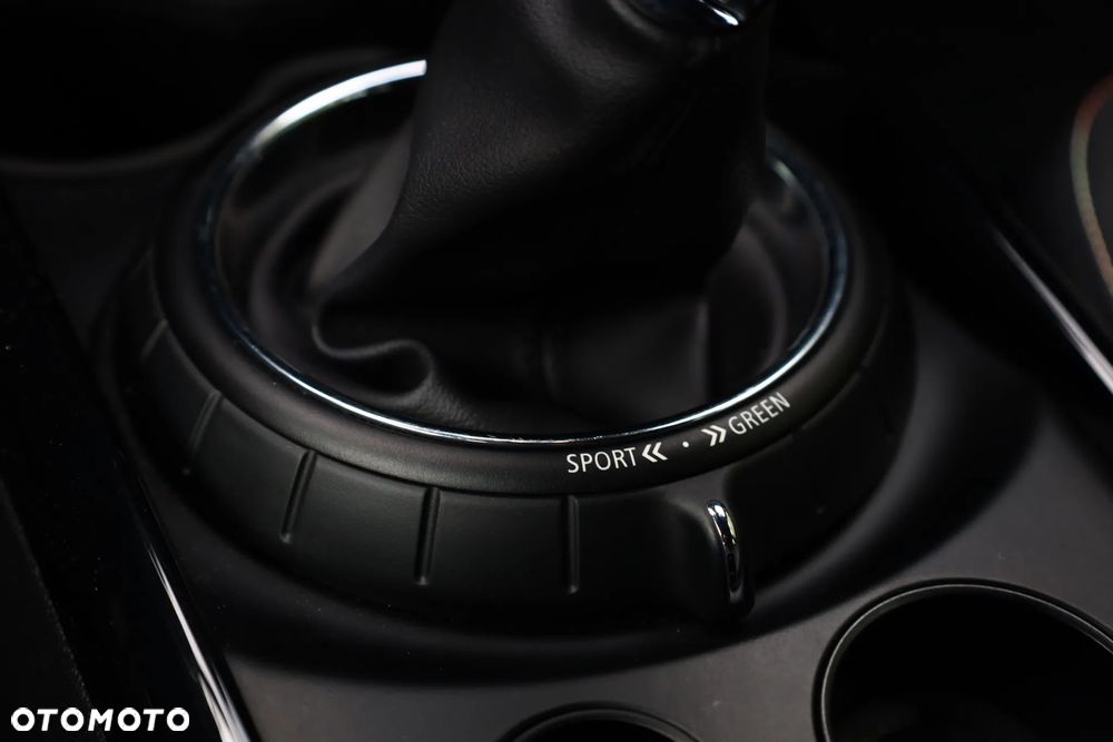 MINI Clubman Cooper Essential Trim - 21