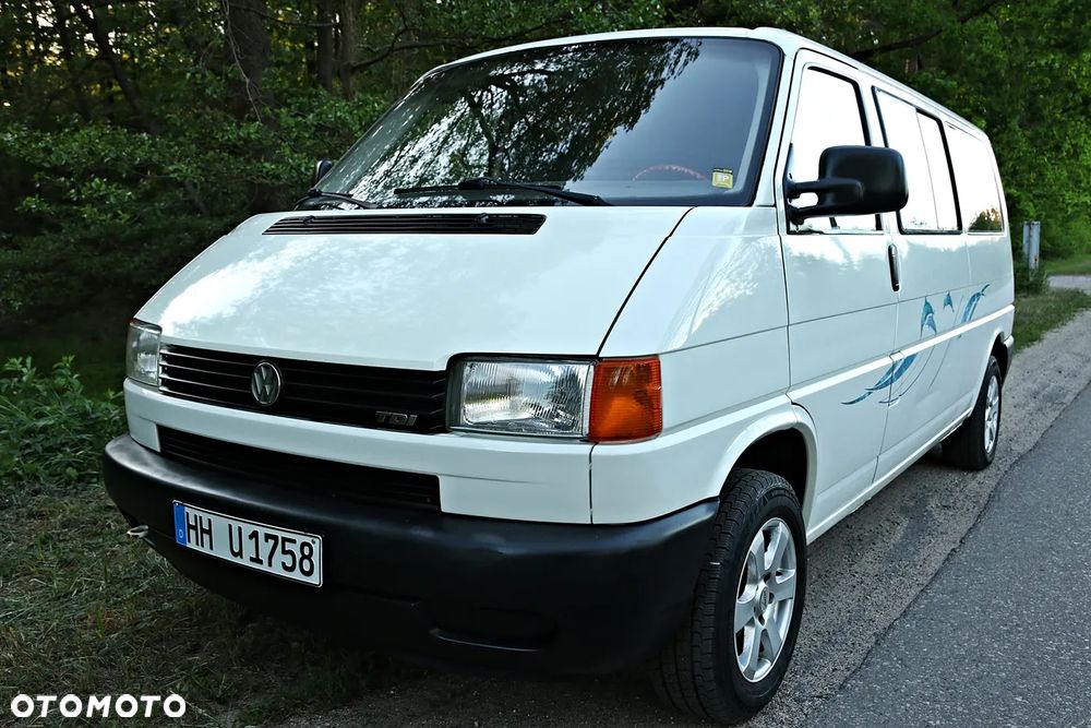 Volkswagen Multivan - 16