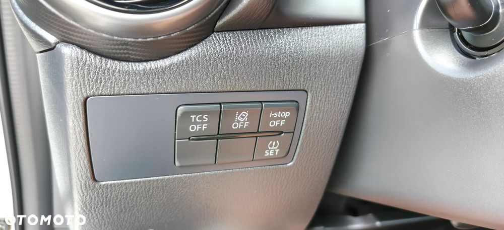 Mazda CX-3 SKYACTIV-G 121 FWD ADVANTAGE - 25