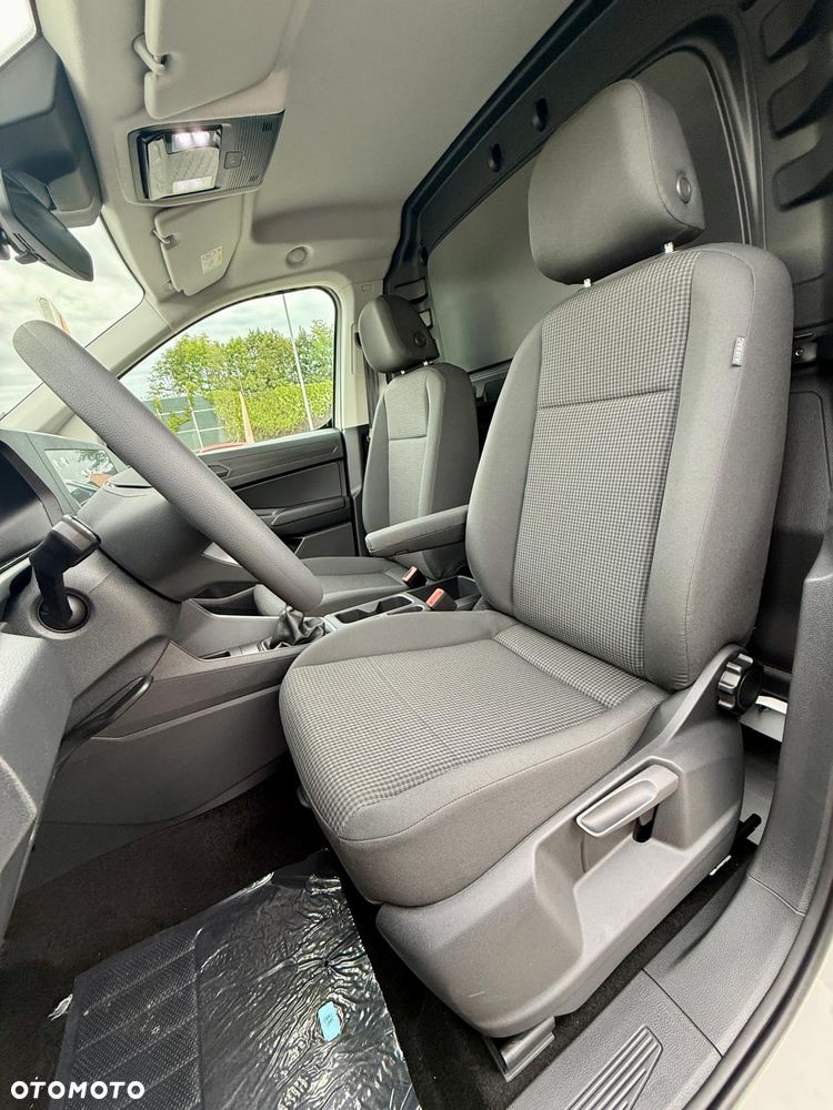 Volkswagen Caddy - 11