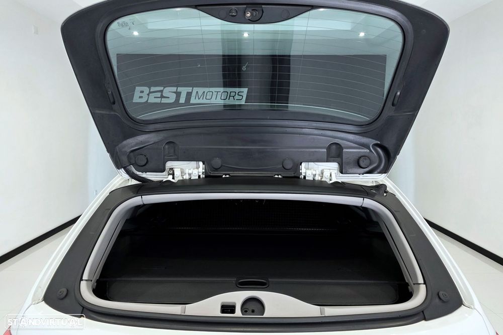 BMW 318 d Touring - 10