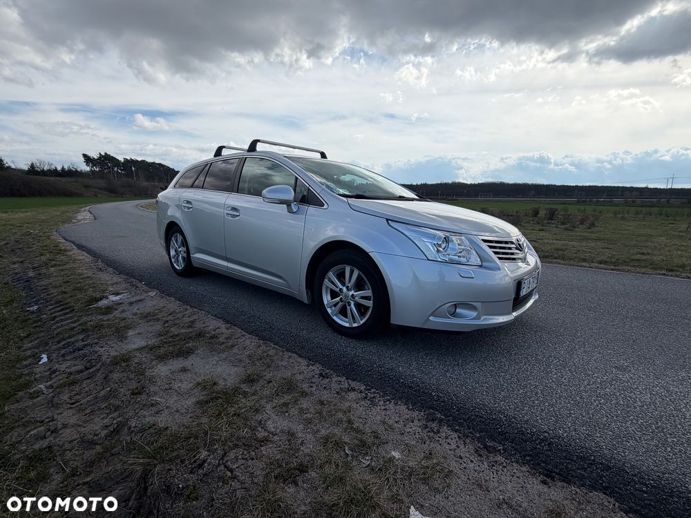 Toyota Avensis 2.0 D-4D 2010 - 6