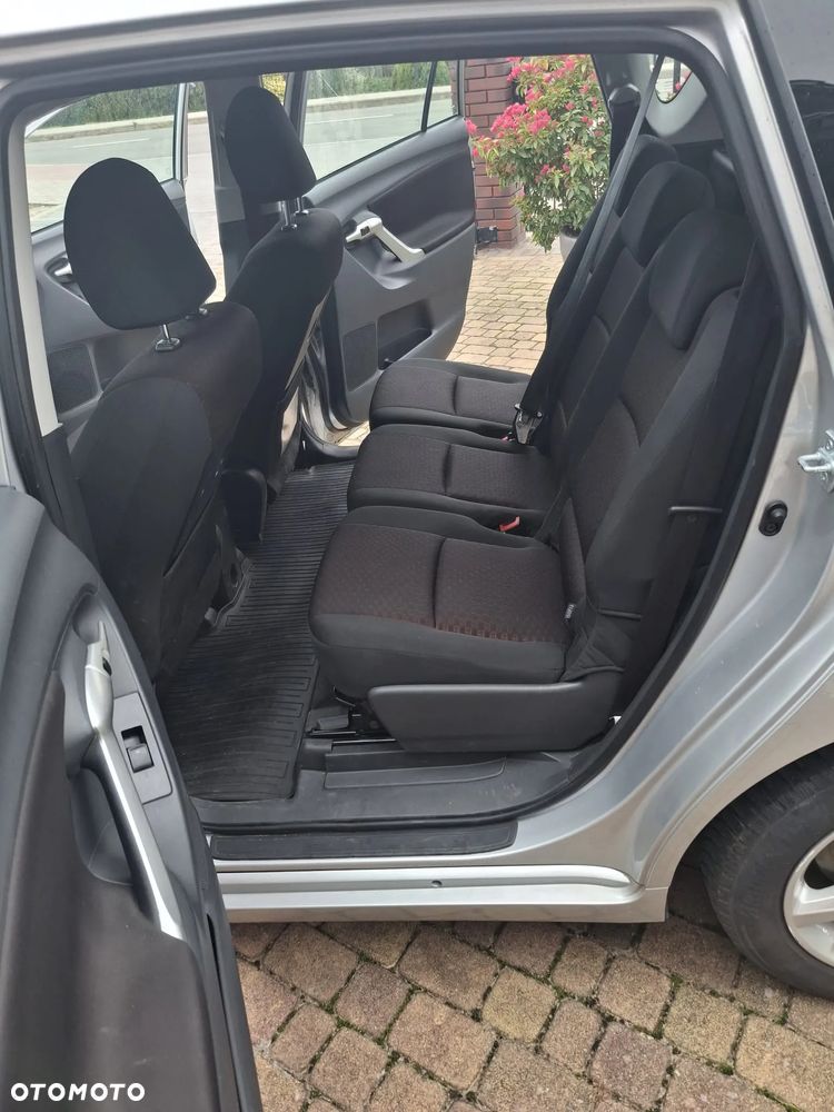 Toyota Verso 2.0 D-4D - 10
