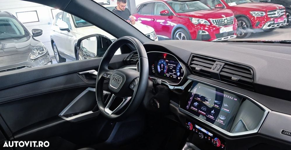 Audi Q3 2.0 35 TDI S tronic Advanced - 8