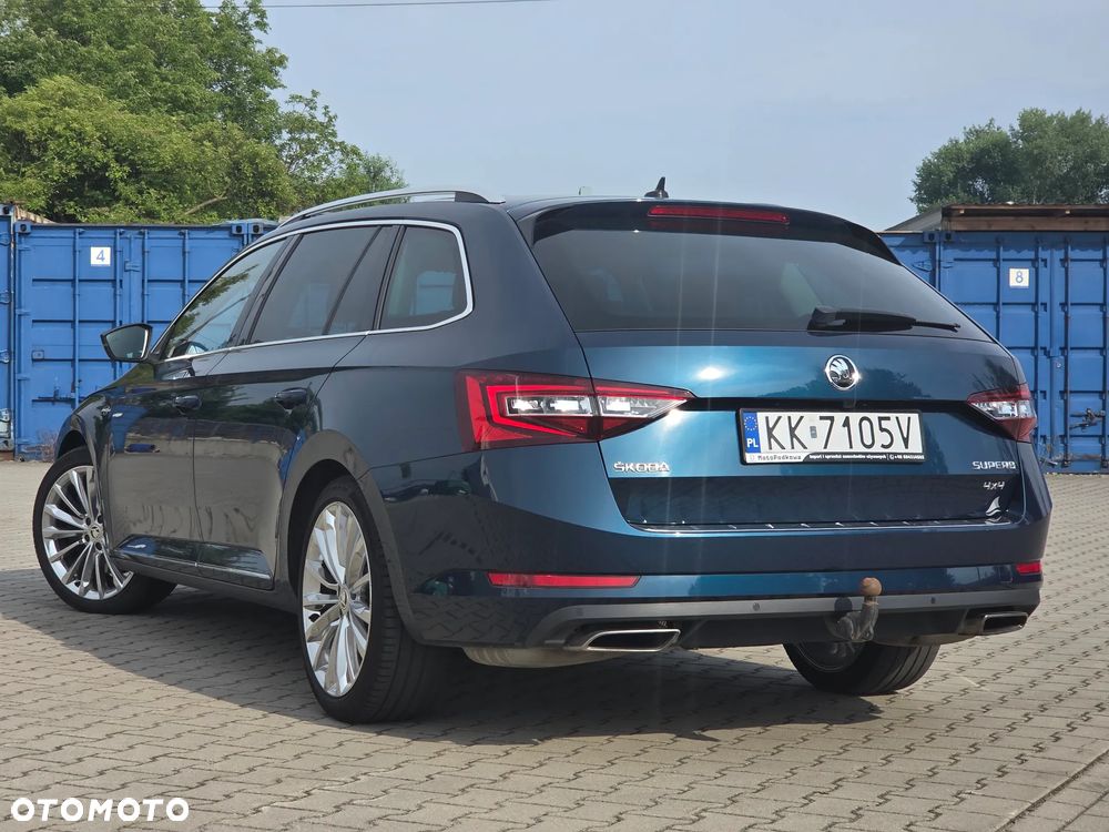 Skoda Superb 2.0 TSI 4x4 L&K DSG - 8