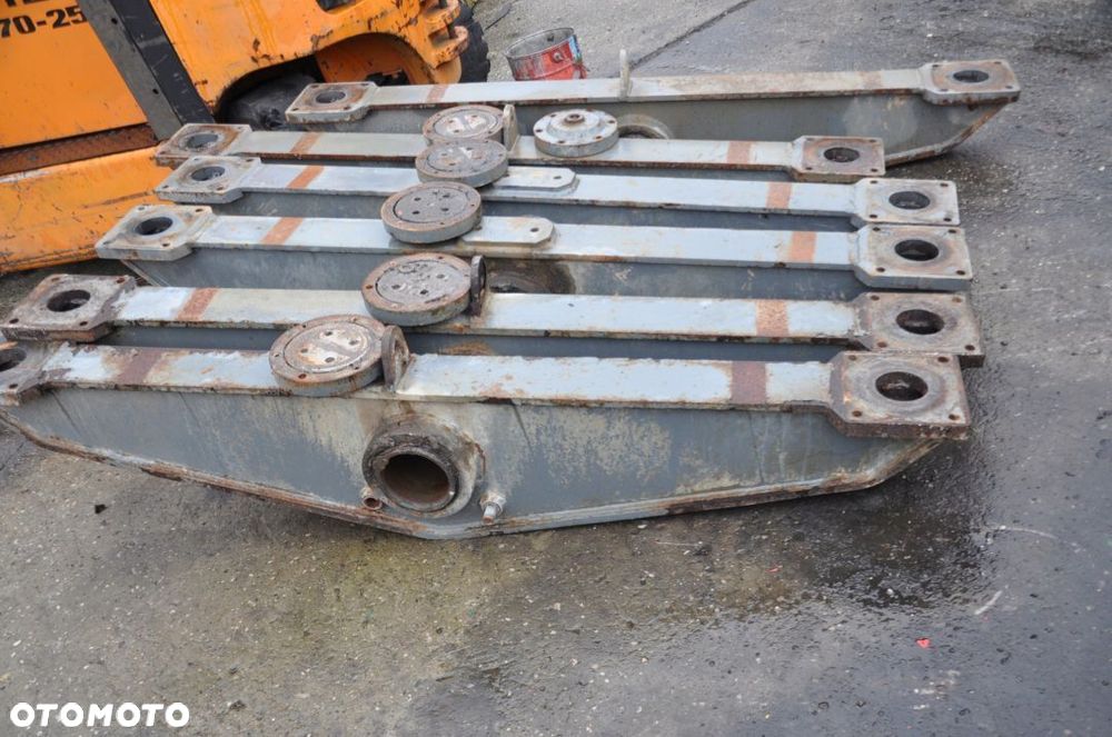 WAHADŁO WSPORNIK RAMY TEREX TA30 TA27 TA25 - 1
