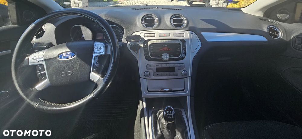Ford Mondeo 2.0 TDCi Viva Titanium - 11