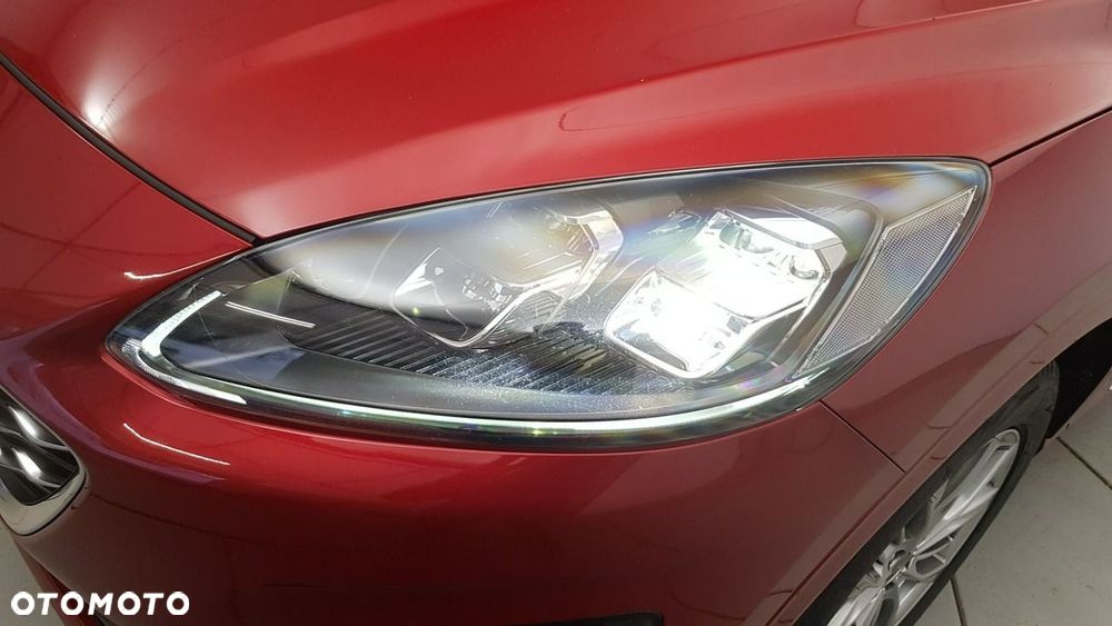 Ford Kuga - 10