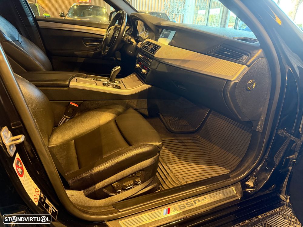 BMW M550d xDrive Auto - 37