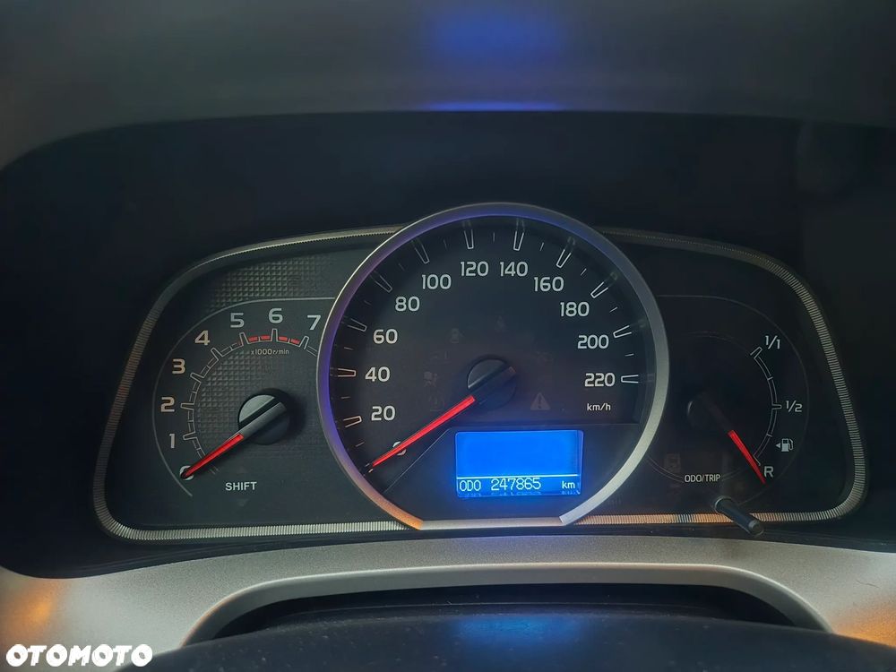 Toyota RAV4 2.0 D-4D Active - 11