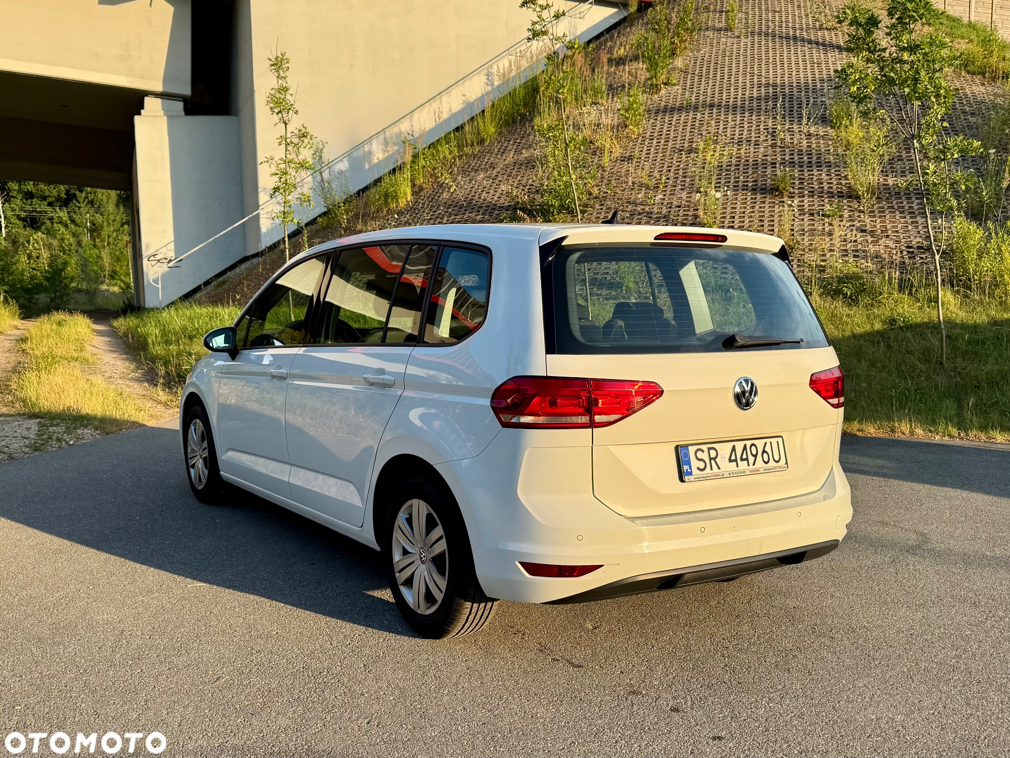 Volkswagen Touran 1.6 TDI BMT SCR Trendline - 5
