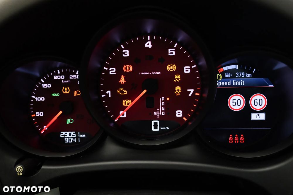 Porsche Macan S - 27