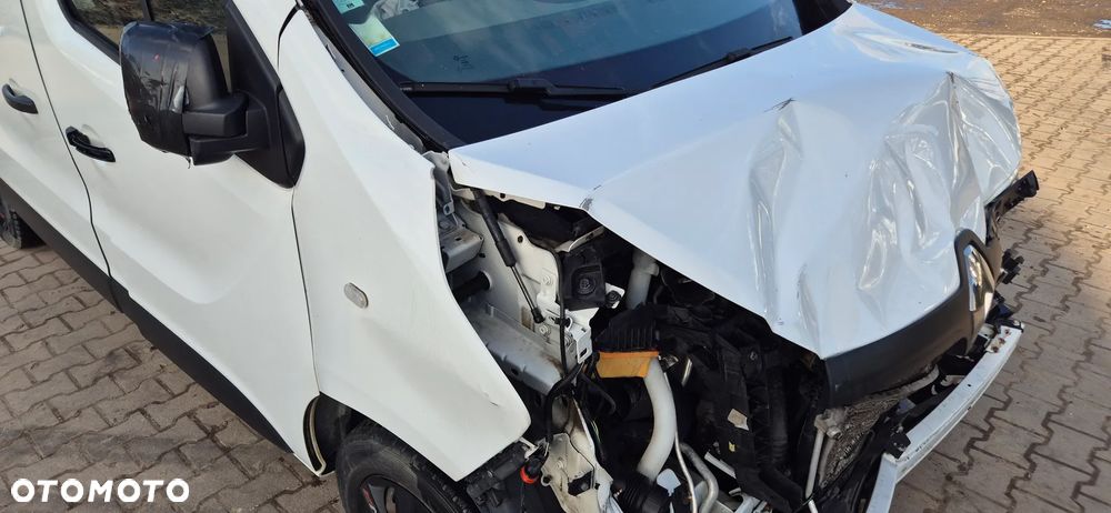 Renault TRAFIC - 6