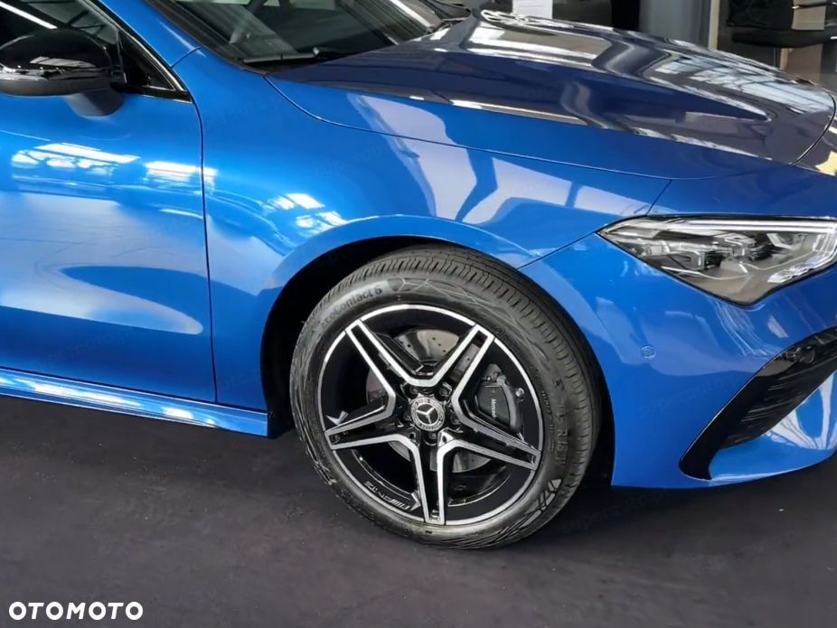 Mercedes-Benz CLA 250 mHEV 4-Matic AMG Line 8G-DCT - 6