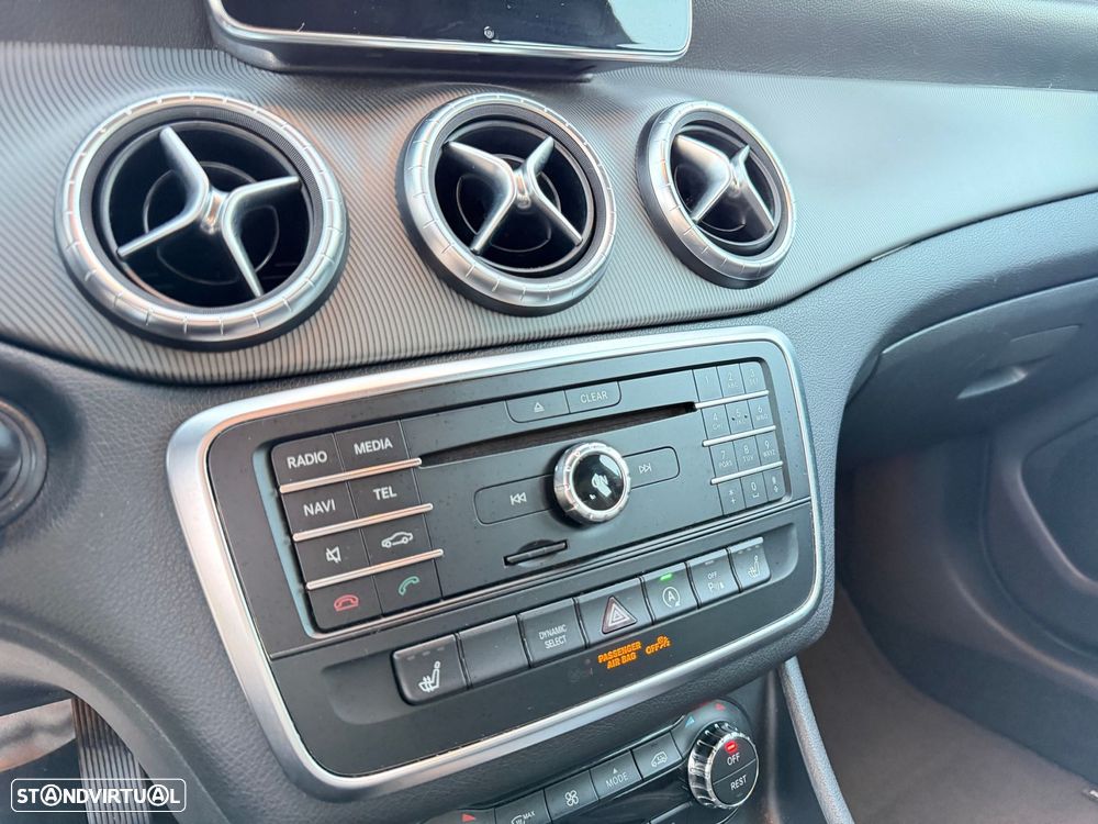 Mercedes-Benz CLA 200 - 13