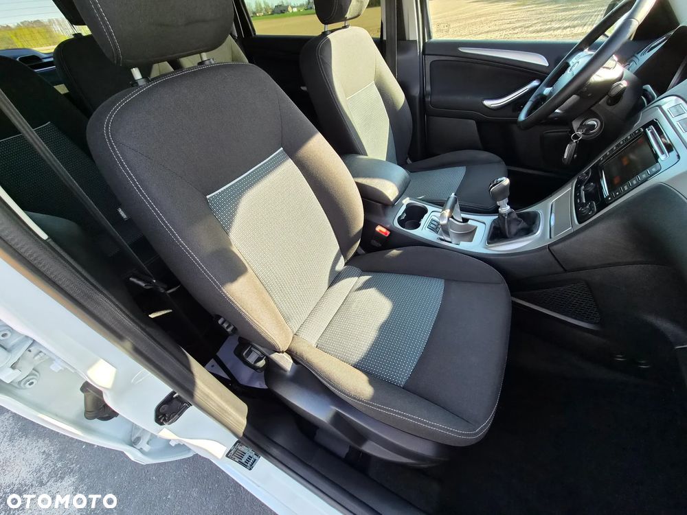 Ford Galaxy 2.0 TDCi Trend - 12