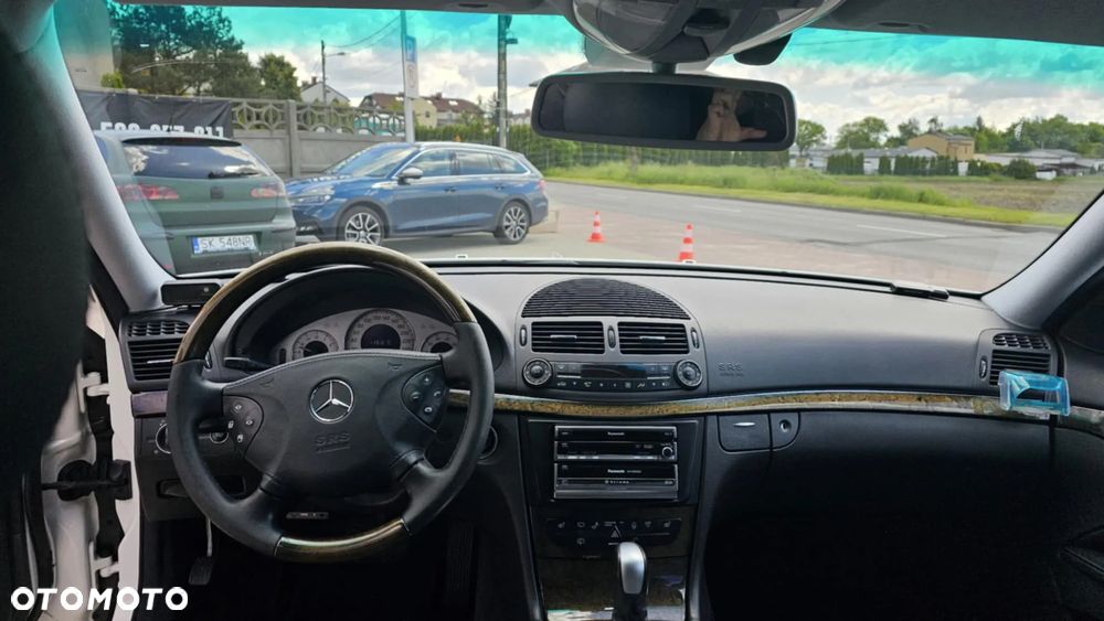 Mercedes-Benz Klasa E 500 Avantgarde Sport Edition - 10