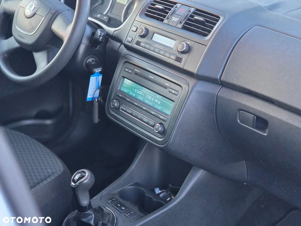 Skoda Fabia 1.2 HTP Elegance - 10