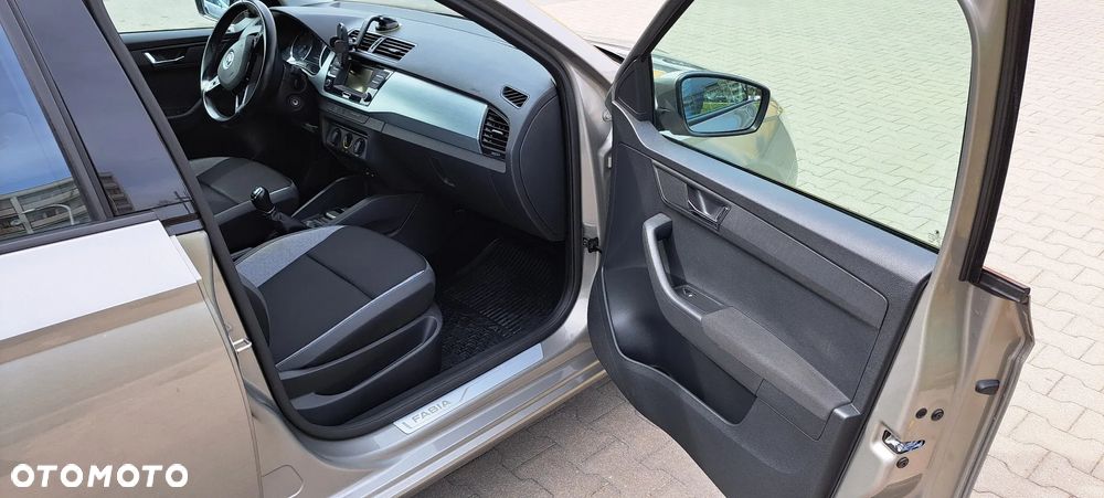 Skoda Fabia 1.2 TSI Ambition - 11