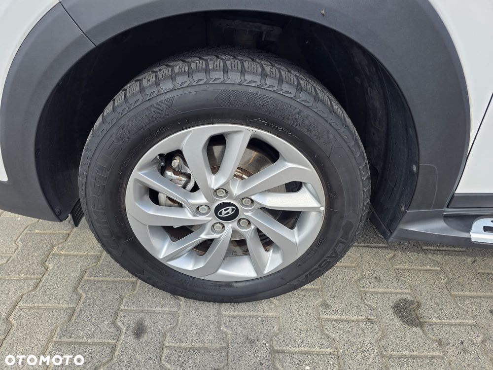 Hyundai Tucson 1.6 GDI BlueDrive Comfort 2WD - 14
