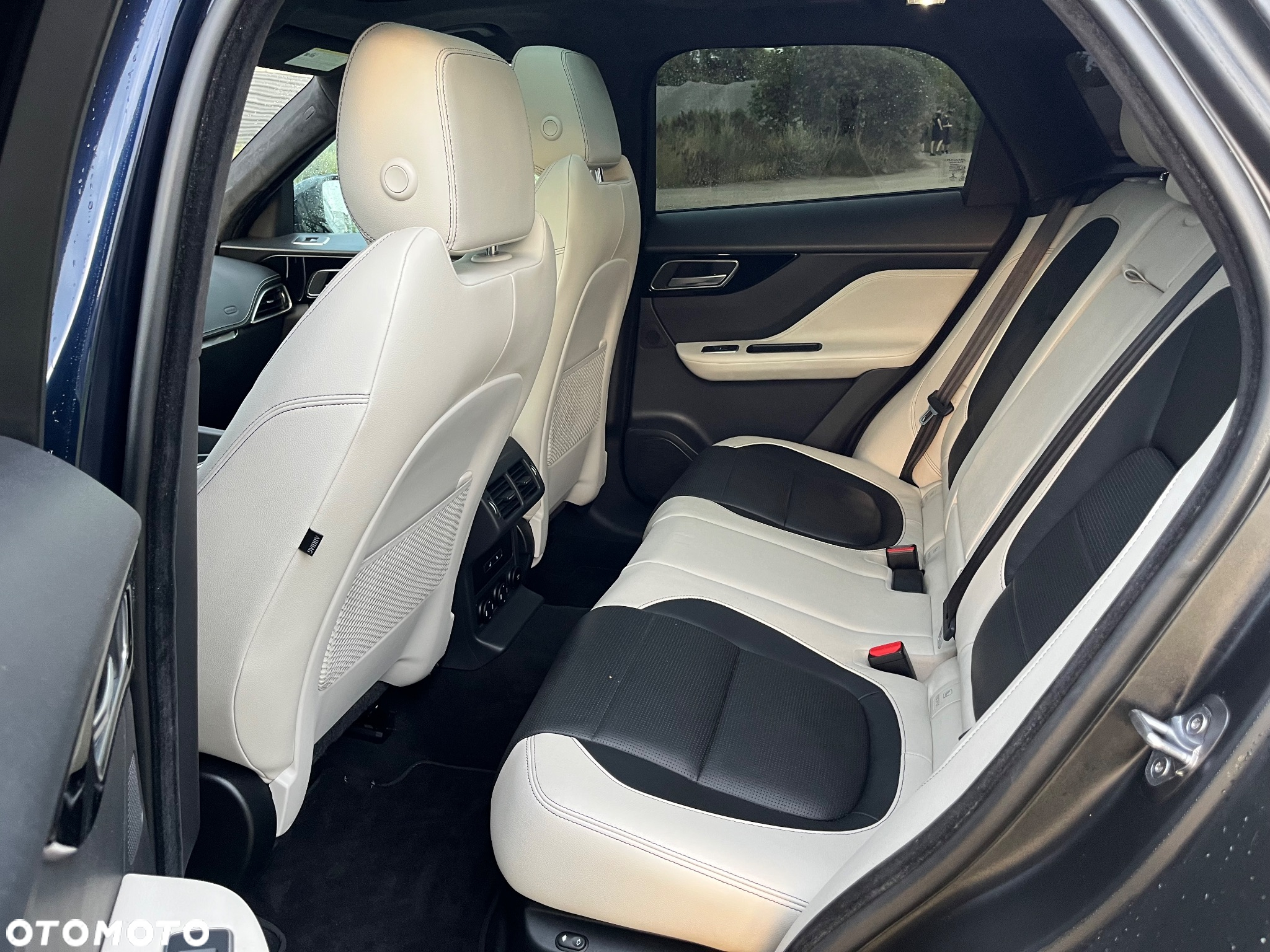 Jaguar F-Pace S AWD First Edition - 9