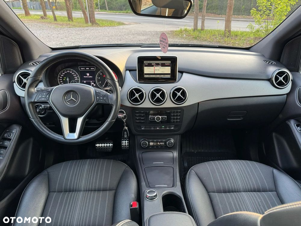 Mercedes-Benz Klasa B 180 7G-DCT - 9