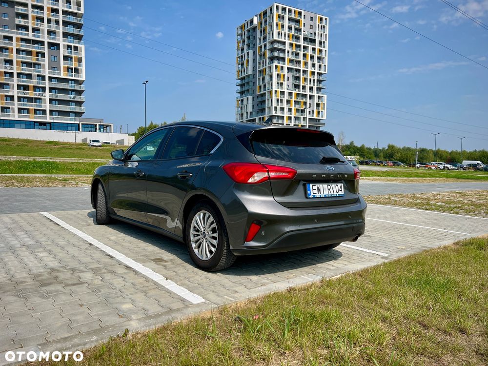 Ford Focus 1.5 EcoBoost Titanium Business - 6