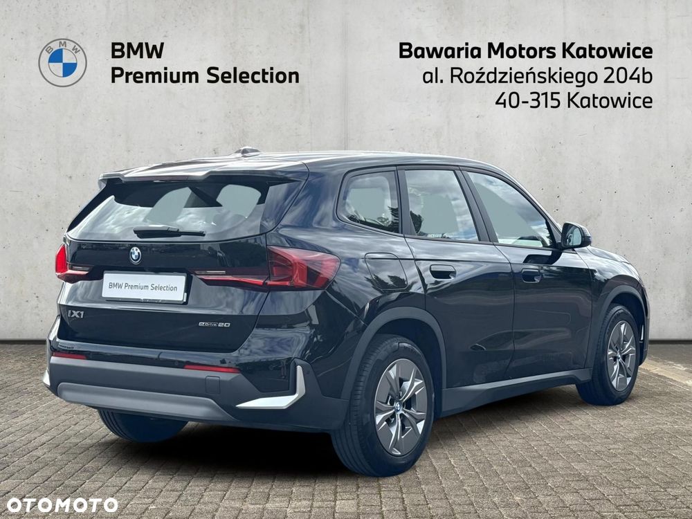BMW iX1 - 2