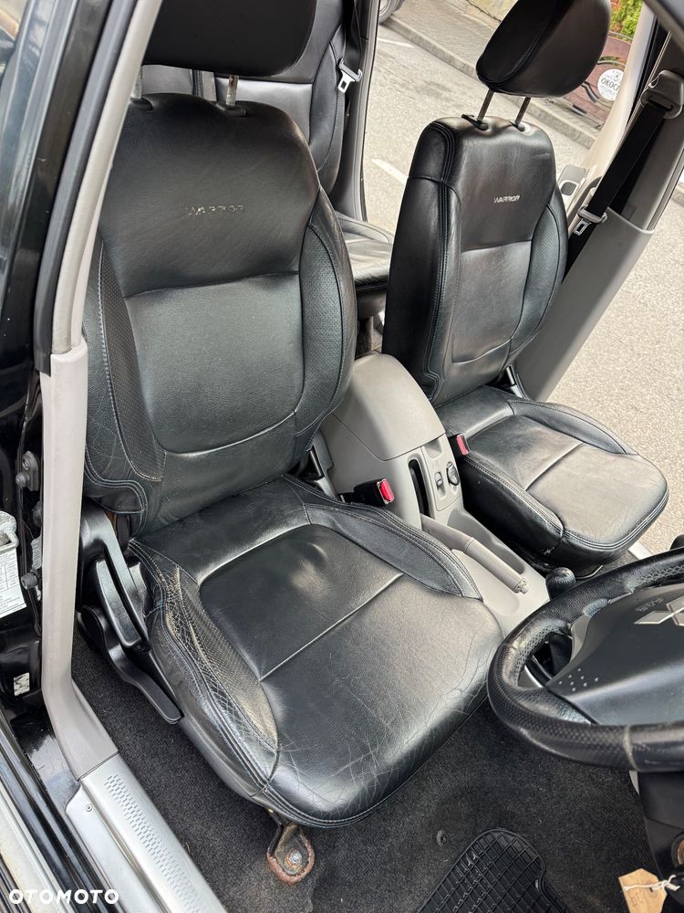 Mitsubishi L200 - 12