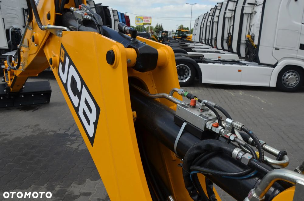 JCB 3CX PLUS 2026r / SILNIK 4,8L 109km / 87mth ! / KLIMA / SZYBKOZŁĄCZE / DWUKIERUNKOWA INSTALACJA / 20" / ZAMEK / 8751 - 5
