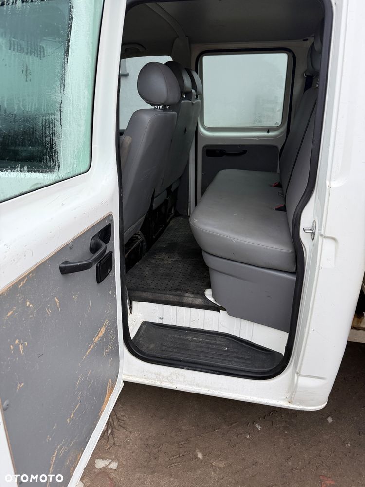 Volkswagen Transporter - 6