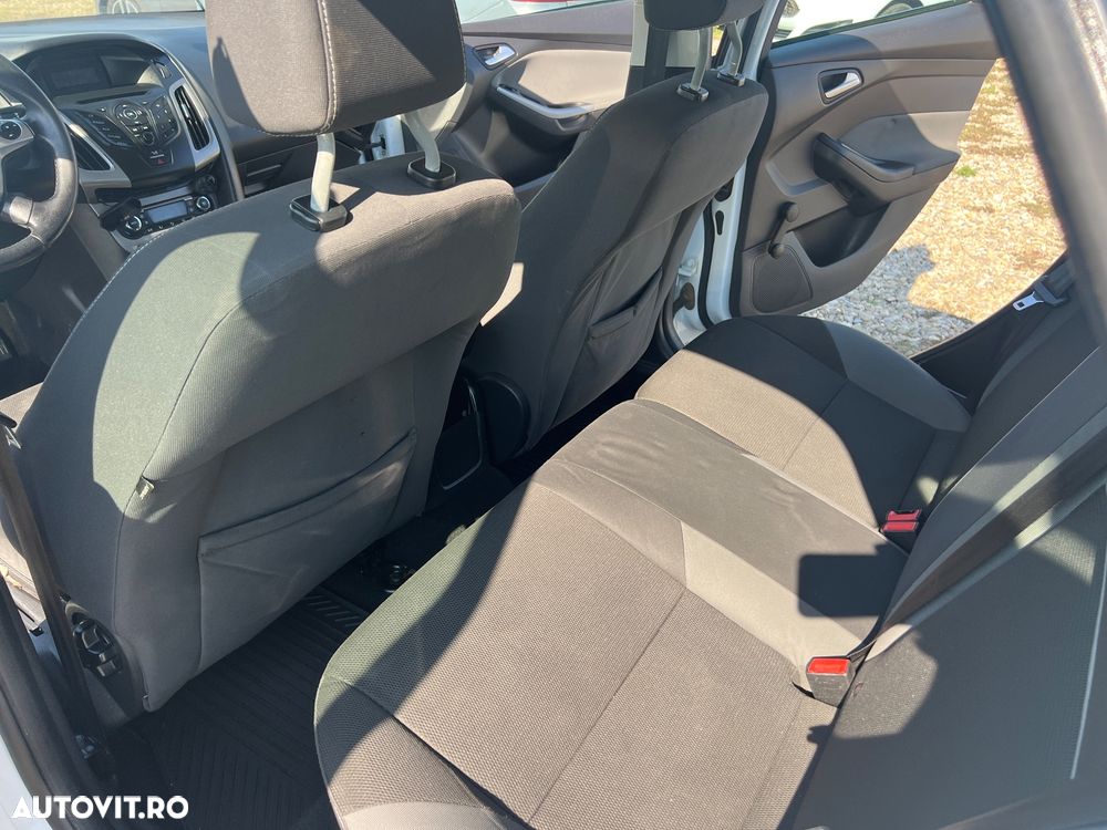 Ford Focus 1.6 TDCi DPF Trend - 17